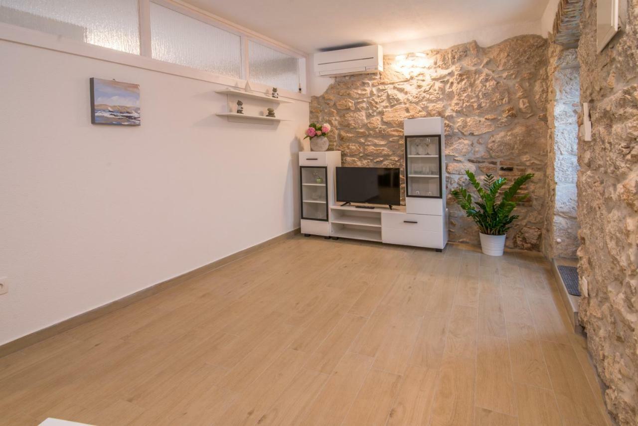 Apartments Tara Vrbnik Kültér fotó