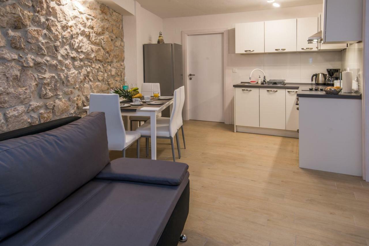 Apartments Tara Vrbnik Kültér fotó